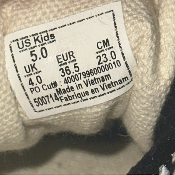 Vans Old Skool red and black checkerboard sole sneakers - Picture 8 of 9